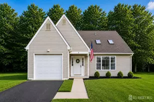 5 Chamberlain Ct, Old Bridge Township, NJ 08857 - Photo 1