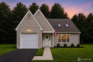 5 Chamberlain Ct, Old Bridge Township, NJ 08857 - Photo 2