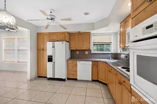 2 Ethan Allen Dr, Monroe Township, NJ 08831 - Photo 10