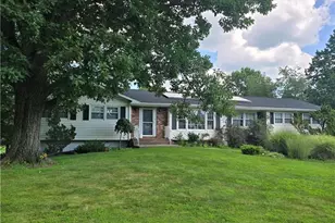 15 Willow Run Ln, Montgomery Township, NJ 08502 - Photo 2