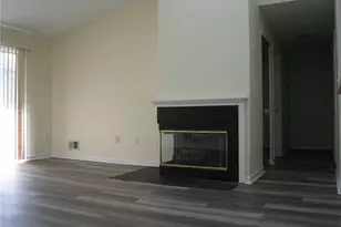 152 Darwin Ln, North Brunswick Township, NJ 08902 - Photo 6