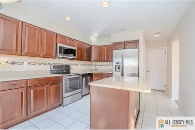 179 Salem Road, North Brunswick Township, NJ 08902 - Photo 12