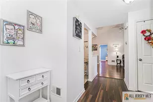 2710 Ridgefield Ct, Helmetta, NJ 08828 - Photo 2