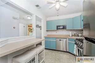 2710 Ridgefield Ct, Helmetta, NJ 08828 - Photo 8