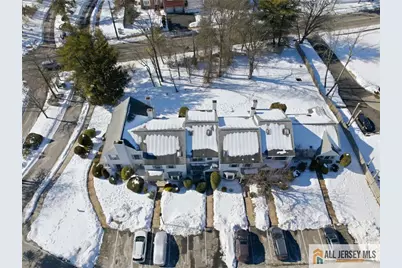 303 Maplecrest Road, Edison, NJ 08820 - Photo 38