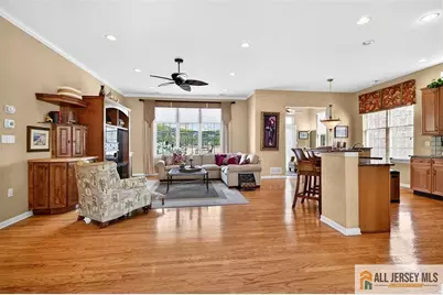 18 Hogan Way, Monroe Township, NJ 08831 - Photo 10