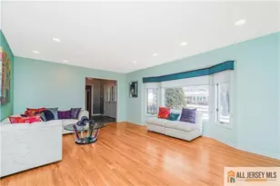 9 Alexander Rd, East Brunswick Township, NJ 08816 - Photo 8