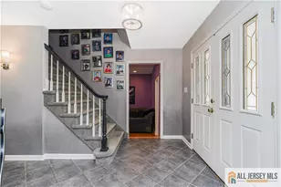 9 Alexander Rd, East Brunswick Township, NJ 08816 - Photo 4