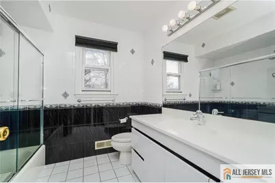 9 Alexander Road, East Brunswick Township, NJ 08816 - Photo 28