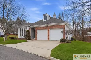 31 Whitehall Rd, Monroe Township, NJ 08831 - Photo 2