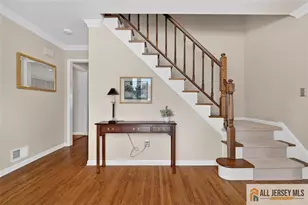 4 Hardley Dr, Cranbury Township, NJ 08512 - Photo 2