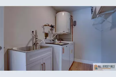 16 Alexander  Hamilton Court #B, Monroe Township, NJ 08831 - Photo 14