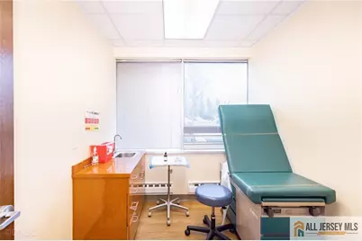 2 State Route 27 Highway #100, Edison, NJ 08820 - Photo 52