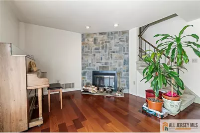 [Address not provided], Edison, NJ 08820 - Photo 10