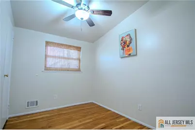 [Address not provided], Iselin, NJ 08830 - Photo 12
