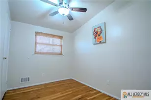 [Address not provided], Iselin, NJ 08830 - Photo 12