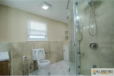 [Address not provided], Iselin, NJ 08830 - Photo 18