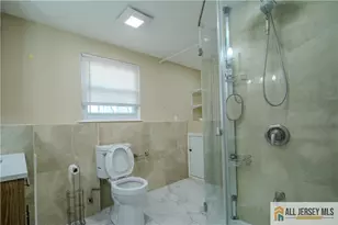 [Address not provided], Iselin, NJ 08830 - Photo 18