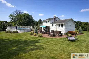5 Travis Ct, Monroe Township, NJ 08831 - Photo 34