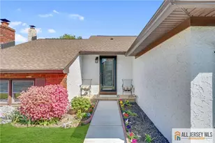 10 Dancaster Ct, Sayreville, NJ 08872 - Photo 4