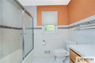 9 Braddock St, East Brunswick Township, NJ 08816 - Photo 32