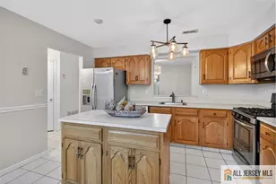 40 Rutland Ln, Monroe Township, NJ 08831 - Photo 12