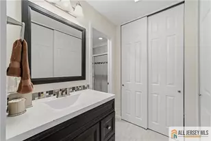 297 Yardley Dr, Monroe Township, NJ 08831 - Photo 22