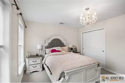 32 E Summit Avenue, Sewaren, NJ 07077 - Photo 12
