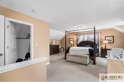 32 E Summit Avenue, Sewaren, NJ 07077 - Photo 22