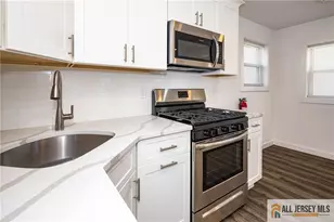 41 Paul St, Fords, NJ 08863 - Photo 8