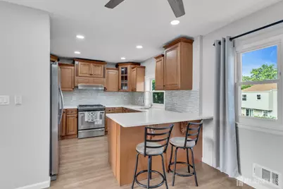 125 Jeff Street, Edison, NJ 08837 - Photo 14