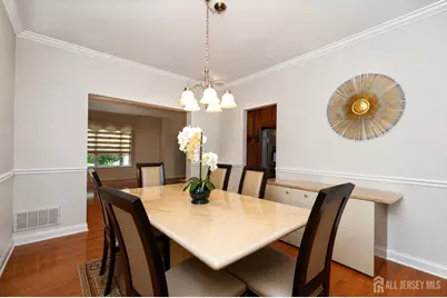 25 Edinburg Lane, East Brunswick Township, NJ 08816 - Photo 8