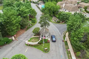 93 Gate House Ln, Edison, NJ 08820 - Photo 42