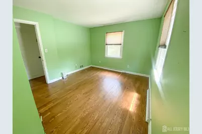 608 E Hendricks Boulevard E, South Plainfield, NJ 07080 - Photo 32