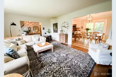608 E Hendricks Boulevard E, South Plainfield, NJ 07080 - Photo 14