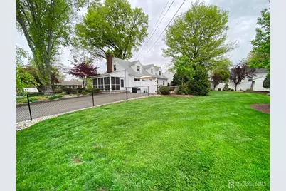 608 E Hendricks Boulevard E, South Plainfield, NJ 07080 - Photo 48