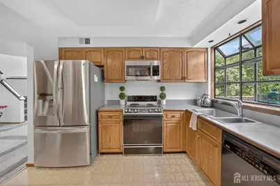 461 Sayre Drive, Plainsboro Township, NJ 08540 - Photo 20