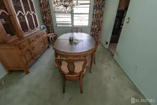 52 Embroidery St, Sayreville, NJ 08872 - Photo 6