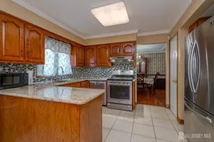 9 Salem St, Piscataway Township, NJ 08854 - Photo 6