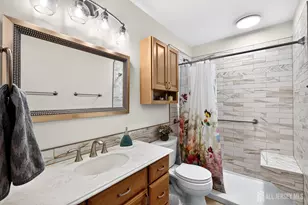 35 Mitchell Ave, Piscataway Township, NJ 08854 - Photo 12