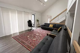 89 Linda Ln, Edison, NJ 08820 - Photo 2