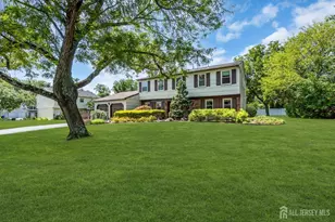 4 Dennison Pl, Plainsboro Township, NJ 08536 - Photo 2