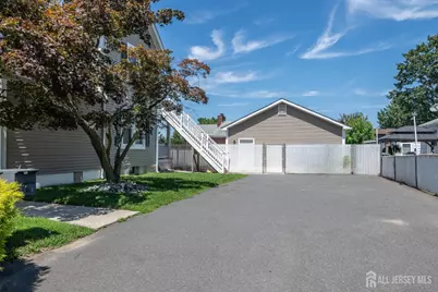 637 Main Street, Sayreville, NJ 08872 - Photo 6