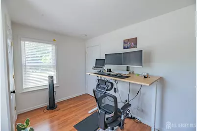 637 Main Street, Sayreville, NJ 08872 - Photo 32