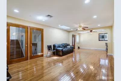 24 Winthrop Road, Edison, NJ 08817 - Photo 16