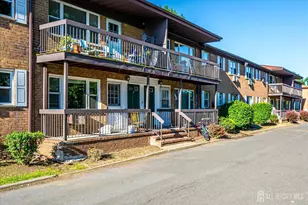 55 Gills Ln, Iselin, NJ 07095 - Photo 4