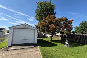 20 3rd St, Sayreville, NJ 08872 - Photo 2