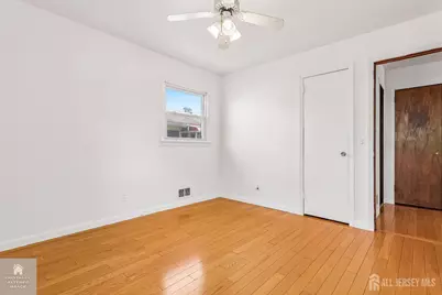 124 Sonora Avenue, Iselin, NJ 08830 - Photo 14