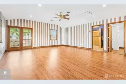 124 Sonora Avenue, Iselin, NJ 08830 - Photo 8