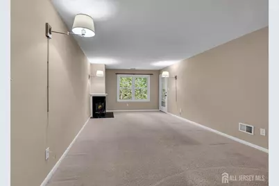1011 Meadow Court, Helmetta, NJ 08828 - Photo 4